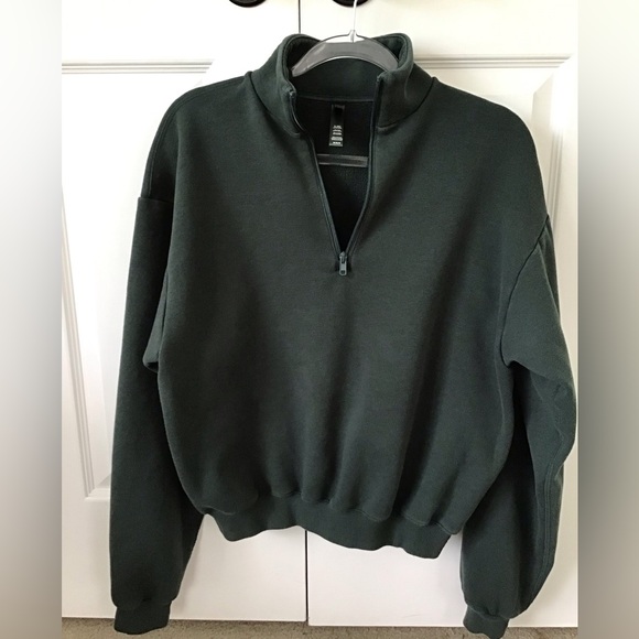 SKIMS Cotton Fleece Classic Quarter Zip Pullover| Spruce - Picture 10 of 12